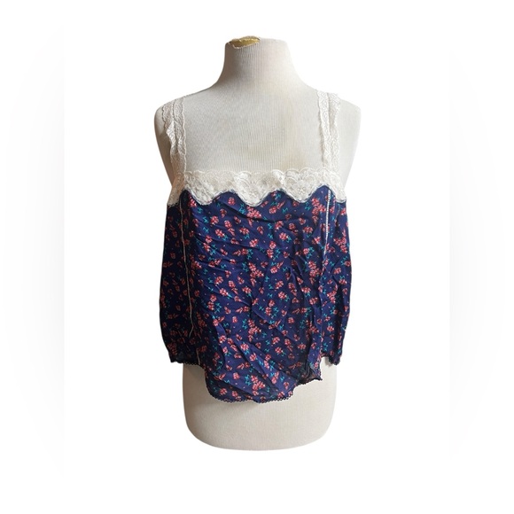 Anthropologie blue floral lace trim tank top - Picture 2 of 4